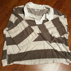 Tan and White striped light weight sweater. Worn once. Little over size. 1XL.